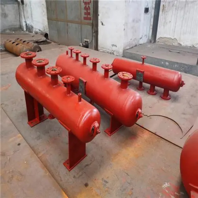 屏边分集水器安装高度